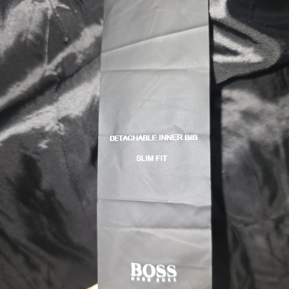 Hugo Boss Men's Black Wool Coat Size 38R Detachable Inner Rib
